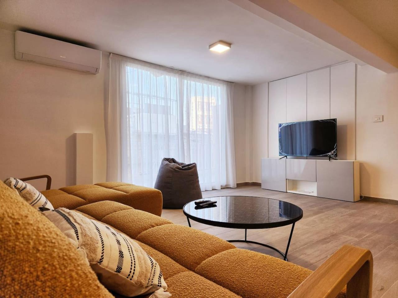 The 7th Haven - 1 Bedroom Gemayze * Beirut